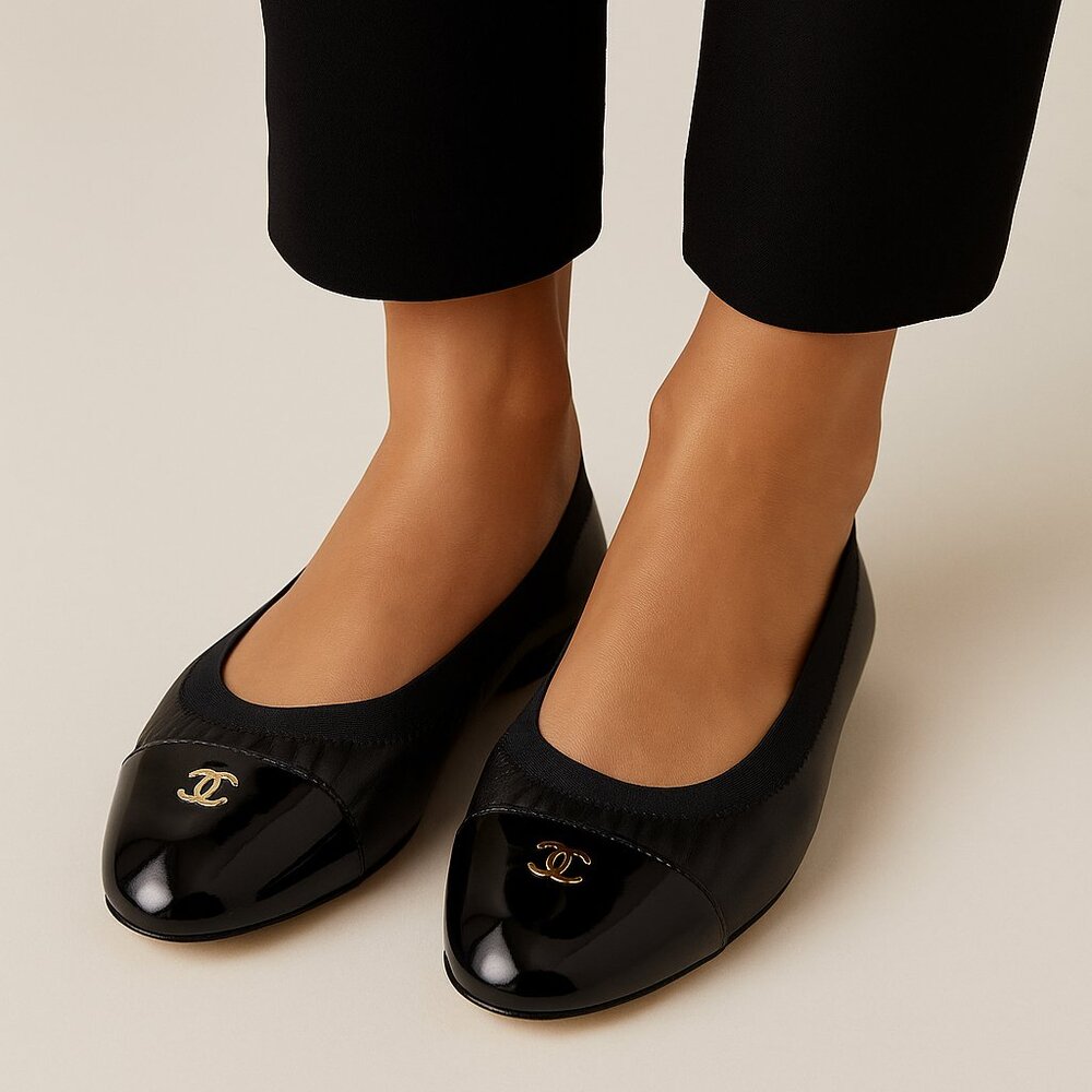 Chanel Black Patent Cap Toe Ballet Flats Size 36 (US 6) Classic CC Logo